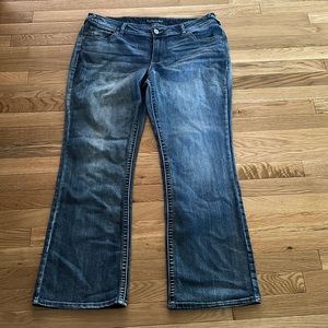 Maurice’s size 18w jeans.
